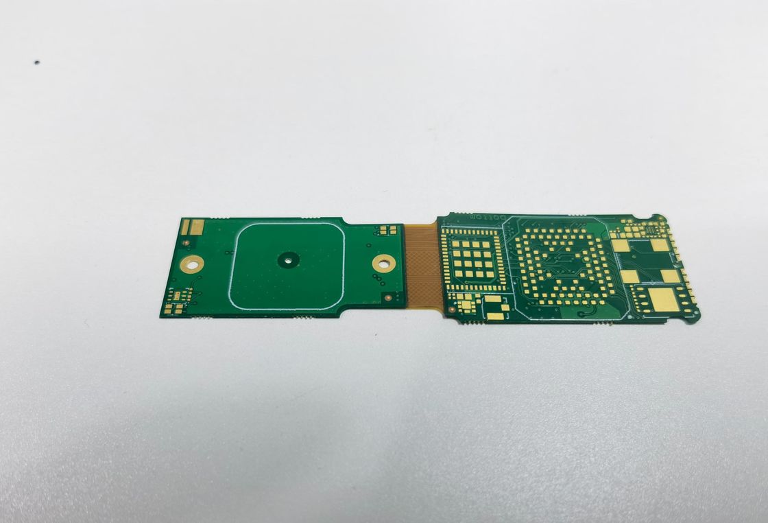 HDI PCB sztywne elastyczne z wykończeniem powierzchni ENIG 4 warstwy Fr4/Polyimid HDI 1+N+1