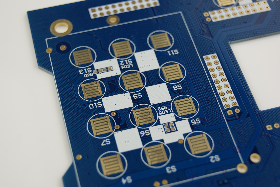Standard IPC-A-610 D Wielowarstwowa PCB dla wydajności w zielonej masce lutowniczej